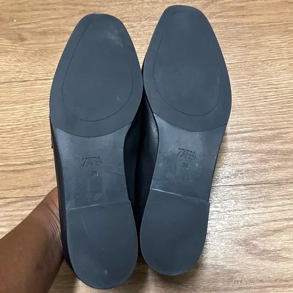 Zara leather black loafers