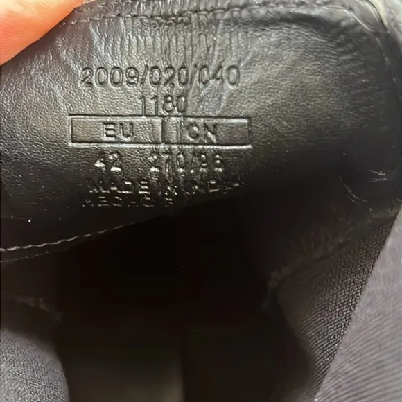 Zara Men’s EU42/9 Black Leather pull on Boots.
