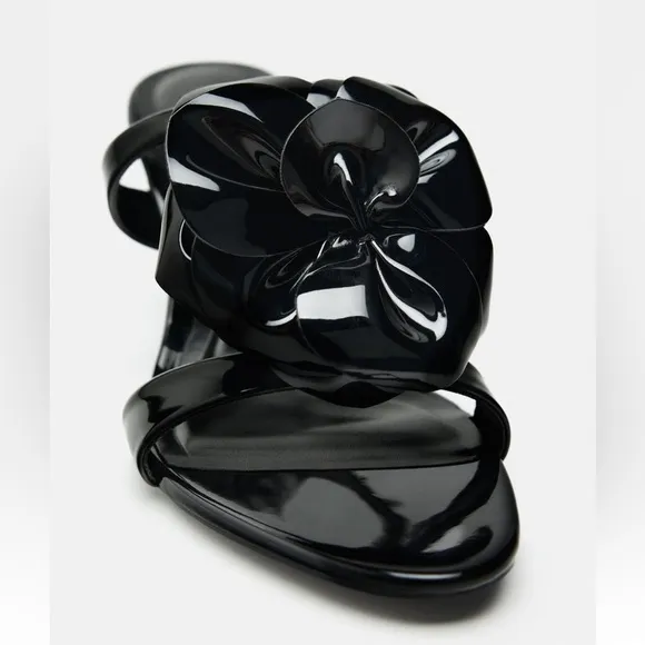 Zara NWT floral high heel sandals