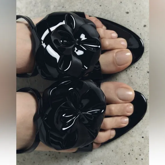 Zara NWT floral high heel sandals