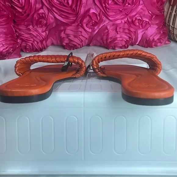 Zara summer sandals, leather with open toe, sexy with flat heel in orange,size 9