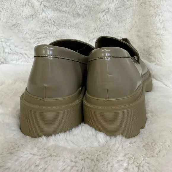 Zara Women's Khaki Patent Leather Lug Sole Loafers Size 41 US 10