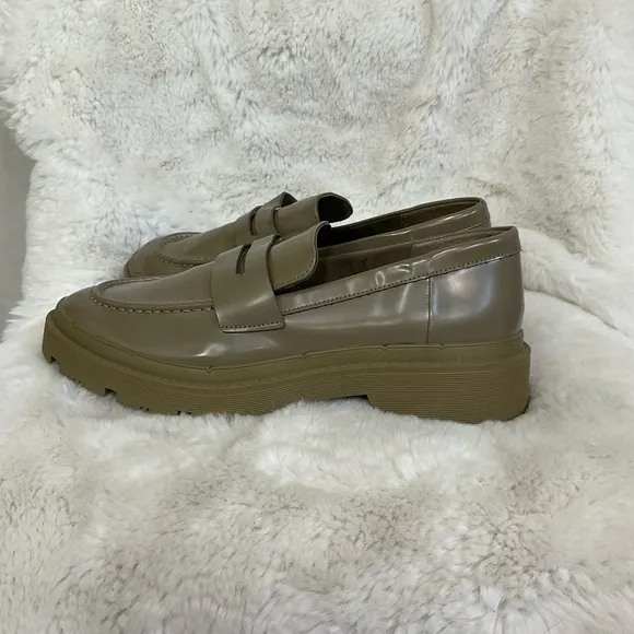 Zara Women's Khaki Patent Leather Lug Sole Loafers Size 41 US 10