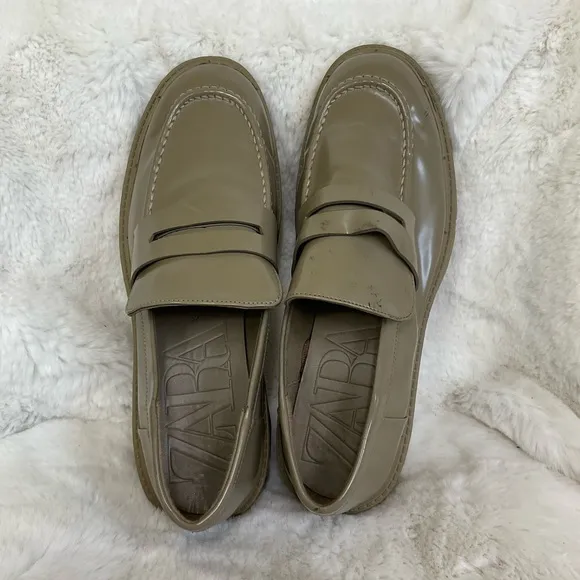 Zara Women's Khaki Patent Leather Lug Sole Loafers Size 41 US 10