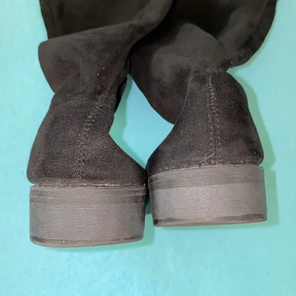 ZIGI SOHO Karsten over the knee faux suede slip on tie at top black boots size 8