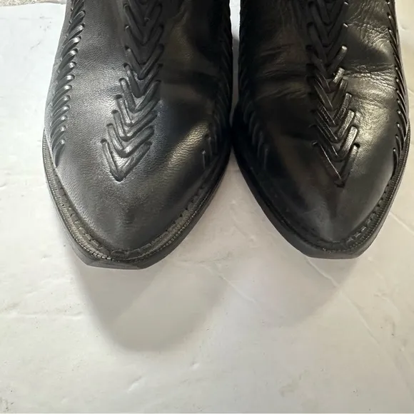 Zodiac Women’s Black Genuine Leather Laced Detail Cowboy Boots- Size 6
