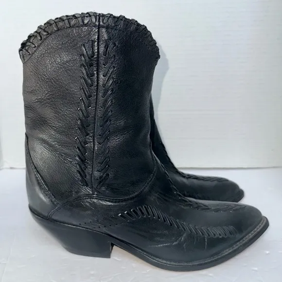 Zodiac Women’s Black Genuine Leather Laced Detail Cowboy Boots- Size 6